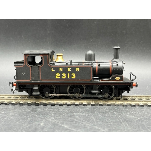 272 - Two LNER Tested Runner OO Steam locomotives, with Hornby R378 'Cheshire' without MOTOR
(1000g)
Bachm... 