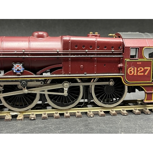 273 - Two OO Mainline LMS Crimson 4-6-0 Steam Locomotives, one Tested Runner
(900g)
Mainline 37046 Class 6... 