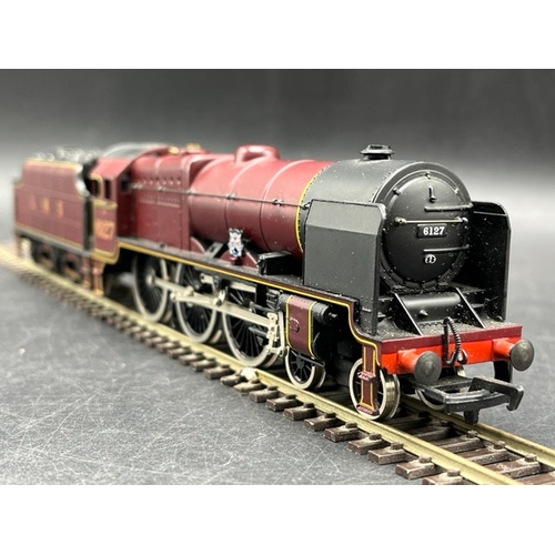 273 - Two OO Mainline LMS Crimson 4-6-0 Steam Locomotives, one Tested Runner
(900g)
Mainline 37046 Class 6... 