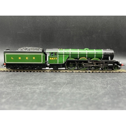 274 - OO Hornby 4-6-2 #4477 LNER 'Gay Crusader' & 'Flying Scotsman' badged, Tested Runner with another Cla... 