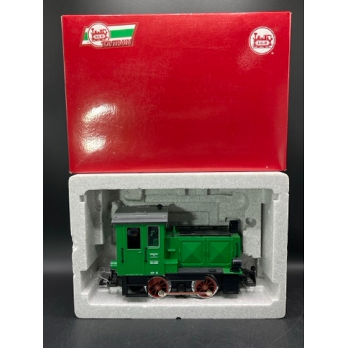 91 - G-Scale LGB 92490 Henschel 0-4-0 Diesel Loco in Green #92490 electric with original box, Tested Runn... 