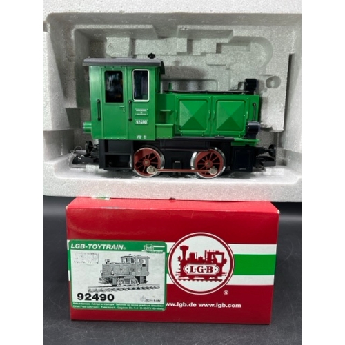 91 - G-Scale LGB 92490 Henschel 0-4-0 Diesel Loco in Green #92490 electric with original box, Tested Runn... 