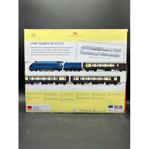 199 - Hornby R3402 Queen of Scots Train Pack with Class A4 4-6-2 No.4500 