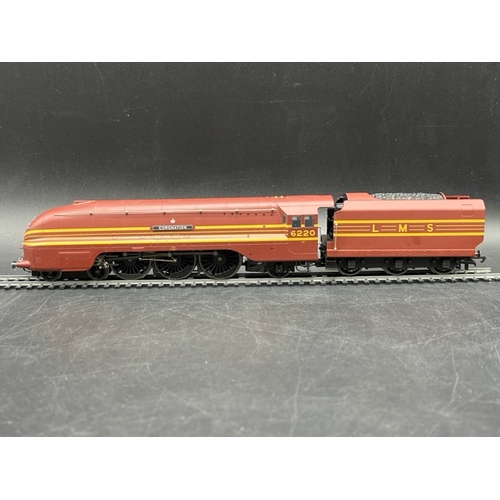 204 - Hornby R2199M Coronation Scot Train Pack, Tested Non-Runner
(1200g)
LMS 4-6-2 'Coronation' #6220 Ste... 