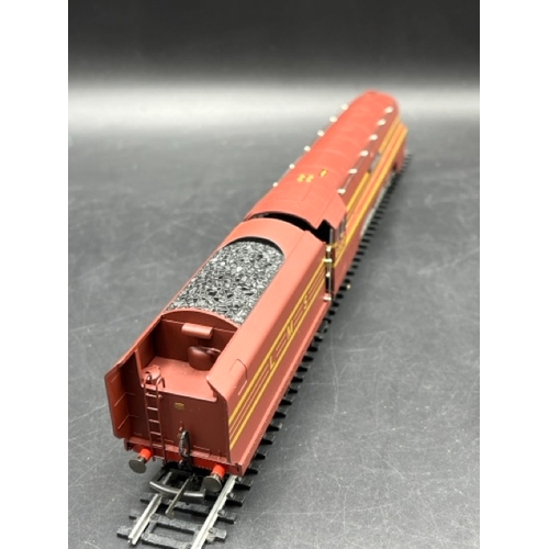 204 - Hornby R2199M Coronation Scot Train Pack, Tested Non-Runner
(1200g)
LMS 4-6-2 'Coronation' #6220 Ste... 