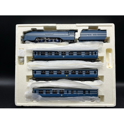 205 - Hornby R2371M Coronation Scot train pack with 4-6-2 6224 