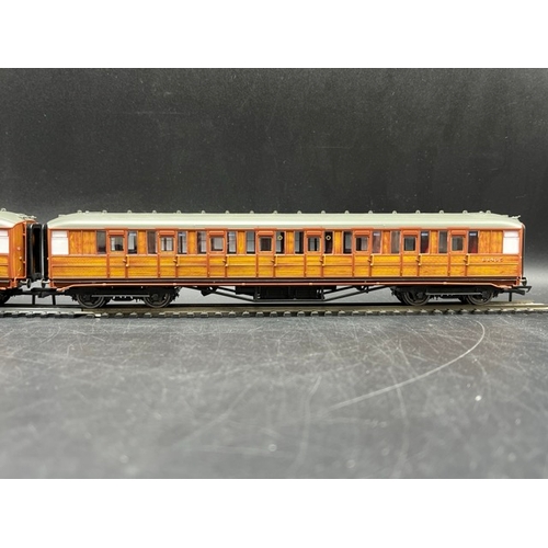 211 - Hornby R2981 London 1948 train pack with Class N2 BR, ex-LNER Brake Composite coach & ex-LNER Full 3... 