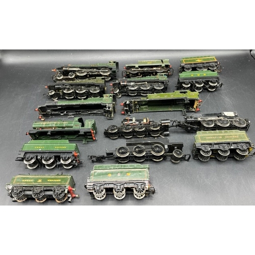 354 - OO Gauge Spares/Repairs Loco Lot
(2800g)
None tested