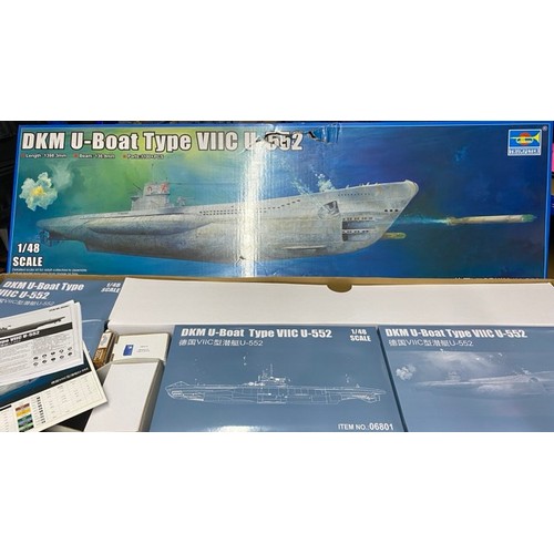 2 - Trumpeter DKM U-Boat Type VIIC U-552 - 06801 including Magic scale modelling Synchronised Lights & S... 