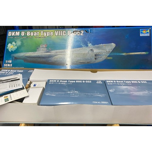 2 - Trumpeter DKM U-Boat Type VIIC U-552 - 06801 including Magic scale modelling Synchronised Lights & S... 