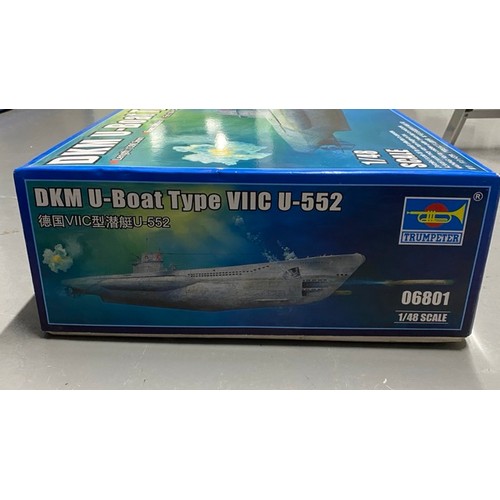 2 - Trumpeter DKM U-Boat Type VIIC U-552 - 06801 including Magic scale modelling Synchronised Lights & S... 