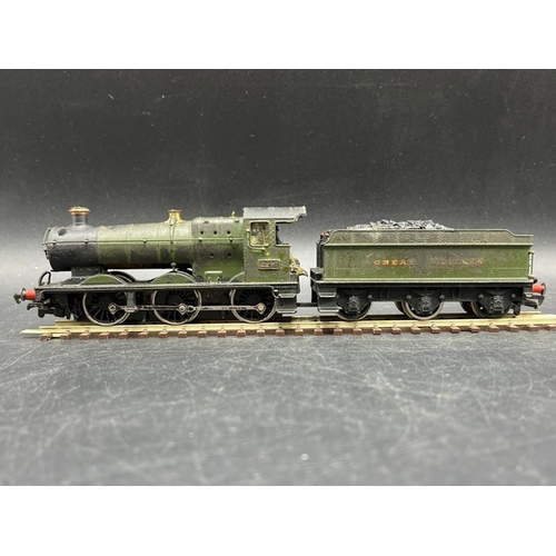 279 - Three OO gauge Steam Locomotives, Two Tested Runners
(1100g)
Two Mainline 0-6-0 GWR locomotives, sho... 