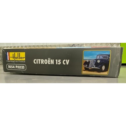 7 - Heller Citroen 15CV - 80799 - 1/8 Scale. (3400g). 

Unbuilt, box is squashed, but inside the kit app... 