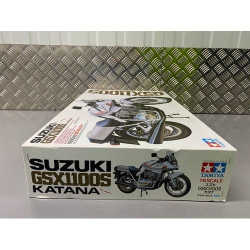 9 - Tamiya - Suzuki GSX1100S - 1/6 Scale. (1600g) (1).

Unbuilt, box shows sign of being stored. Box Dim... 