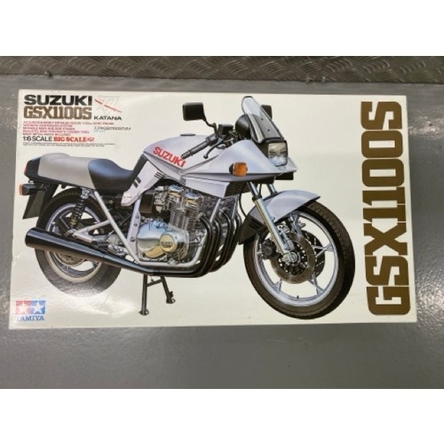 9 - Tamiya - Suzuki GSX1100S - 1/6 Scale. (1600g) (1).

Unbuilt, box shows sign of being stored. Box Dim... 