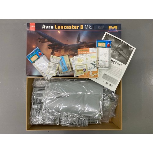 12 - HK Models - Avro Lancaster B Mk. 1 - R5868 - 467 Squadron - 1/32 Scale. (3400g)

As new Unbuilt. Box... 