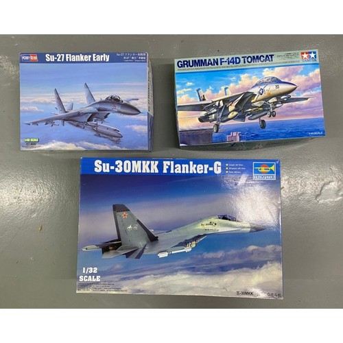 13 - 3 Model Kits 
Trumpeter - Su-30MKK Flanker 02271 1/32 Scale. (Box Poor/Kit as new).
Tamiya Grumman F... 