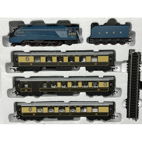 220 - Hornby R1103 The Mallard Passenger OO gauge Train Set, with a quantity of track and Trackside buildi... 