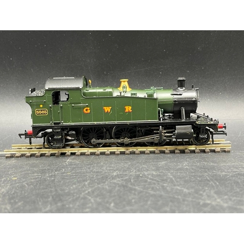 280 - Four OO gauge Locomotives Boxed and Tested Runners 
(1800g)
Hornby R2547 Grange Class 4-6-0 6877 'Ll... 