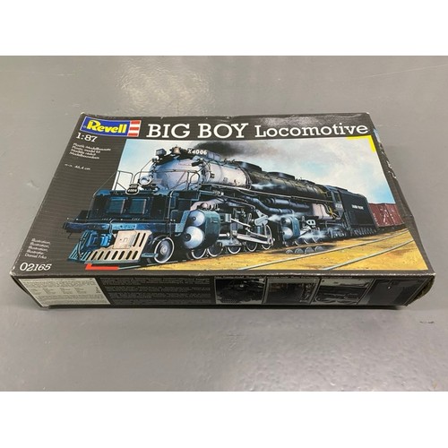 17 - 5 Model Kits - Trumpeter German Armoured Train Panzertriebwagen Nr.16 & I love kit German Flak 36 88... 