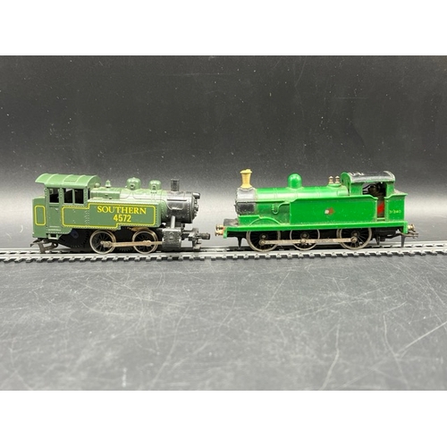 285 - 16 Little Steam Locomotives, Each tested, two Non-Runners
(3700g) 
See images for details