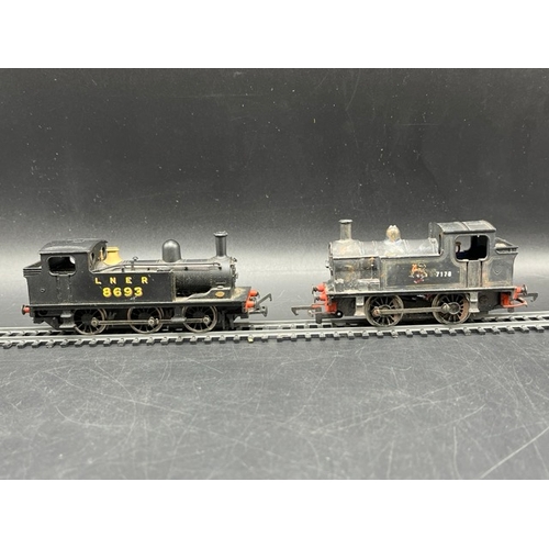 285 - 16 Little Steam Locomotives, Each tested, two Non-Runners
(3700g) 
See images for details