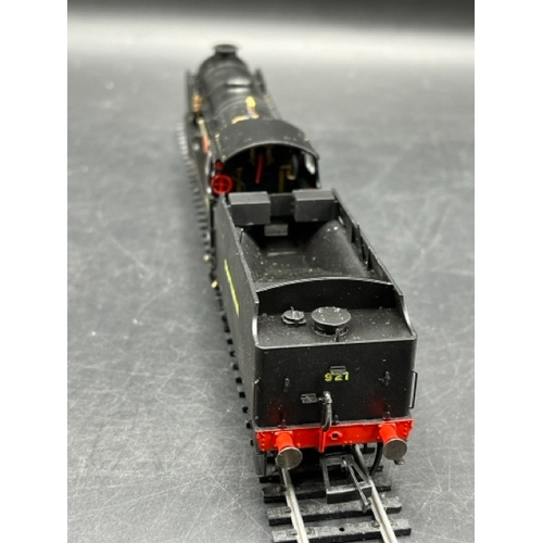 292 - Three 'OO' gauge Boxed Hornby Steam Locomotives, each Tested Runners
(1800g)
Hornby R3458 Class V Sc... 