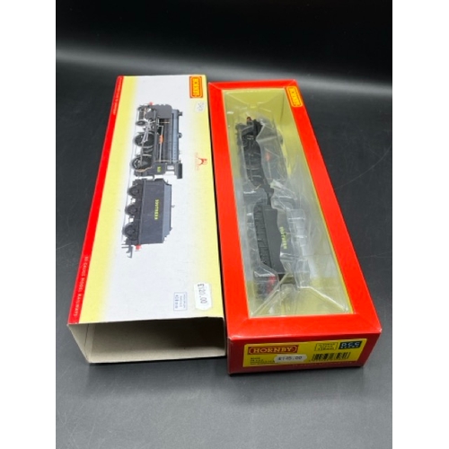 292 - Three 'OO' gauge Boxed Hornby Steam Locomotives, each Tested Runners
(1800g)
Hornby R3458 Class V Sc... 