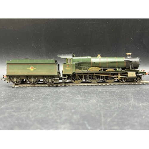 292 - Three 'OO' gauge Boxed Hornby Steam Locomotives, each Tested Runners
(1800g)
Hornby R3458 Class V Sc... 