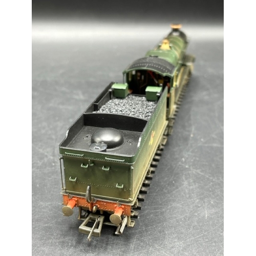 292 - Three 'OO' gauge Boxed Hornby Steam Locomotives, each Tested Runners
(1800g)
Hornby R3458 Class V Sc... 