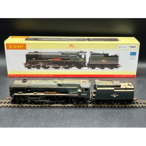 292 - Three 'OO' gauge Boxed Hornby Steam Locomotives, each Tested Runners
(1800g)
Hornby R3458 Class V Sc... 