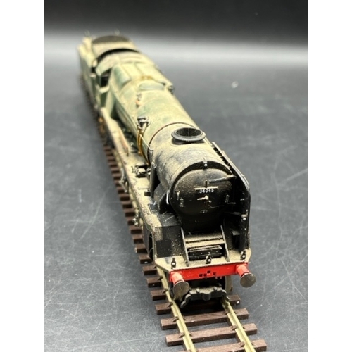 292 - Three 'OO' gauge Boxed Hornby Steam Locomotives, each Tested Runners
(1800g)
Hornby R3458 Class V Sc... 