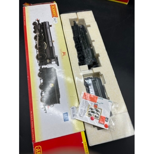 293 - Four Hornby Boxed and Tested Runners Steam Locomotives
(2100g)
Hornby R3240 Drummond Class 700 0-6-0... 