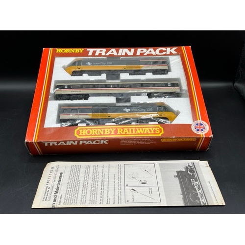 221 - Hornby R.401 InterCity 125 OO gauge Train Pack, Tested Runner
(700g)
Boxed 3 coach InterCity 125 tra... 