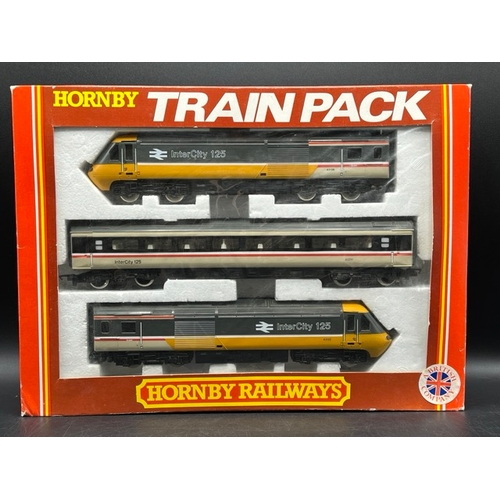 221 - Hornby R.401 InterCity 125 OO gauge Train Pack, Tested Runner
(700g)
Boxed 3 coach InterCity 125 tra... 