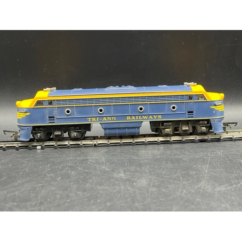 355 - Triang Railways RS14 Electric Model Railroad, Tested Non-Runner
(1800g)
Bo-Bo Tri-ang Railways Blue ... 