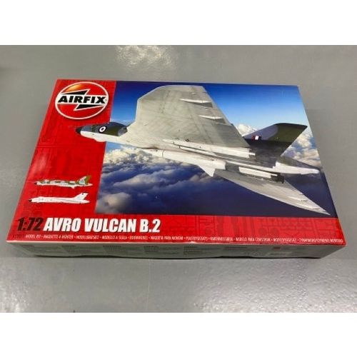 29 - 4 Model Kits - Airfix & Tamiya 1/32, 1/48, 1/72. (6000g) (4).

1. Airfix - Gloster Javelin FAW.9/9R ... 