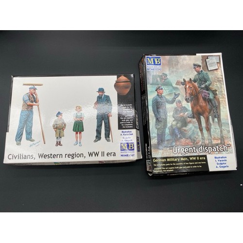 36 - Over 30 Unbuilt/Sealed Figures Model Kits - 1/35 Scale. (3500g). (32)
MB (Master Box Ltd)
Eastern Re... 