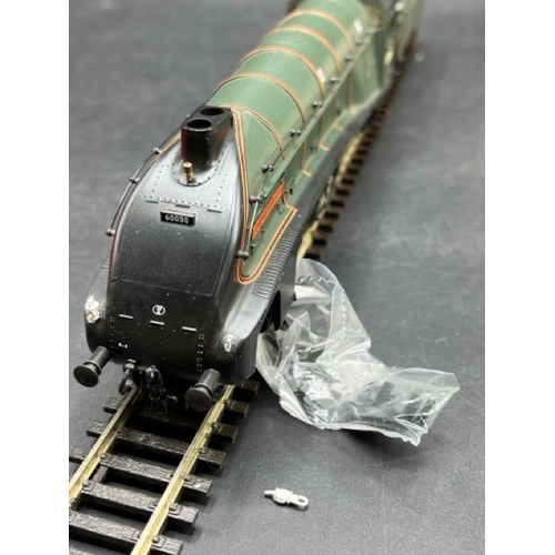 295 - Two Hornby OO gauge Steam Locomotives in Boxes, both Tested Runners
(1200g)
Hornby R2638 Class N15 4... 