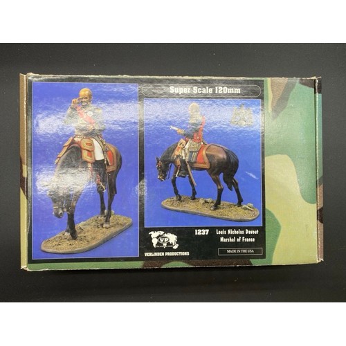 38 - 26 Unbuilt and some Sealed Napoleonic Wars Model Kits 0 1/16 Scale. (6000g)

French Cuirassier - Nap... 