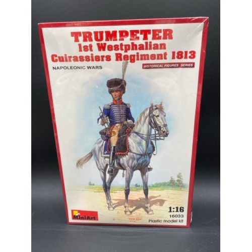 38 - 26 Unbuilt and some Sealed Napoleonic Wars Model Kits 0 1/16 Scale. (6000g)

French Cuirassier - Nap... 