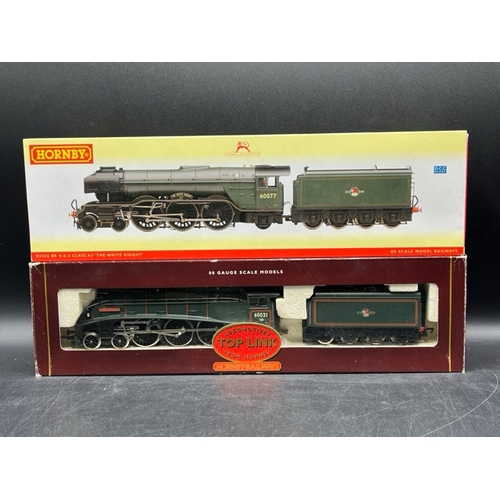 297 - Two Hornby OO gauge Steam Locomotives in Boxes, both Tested Runners
(1200g)
Hornby R2342 Class A3 4-... 