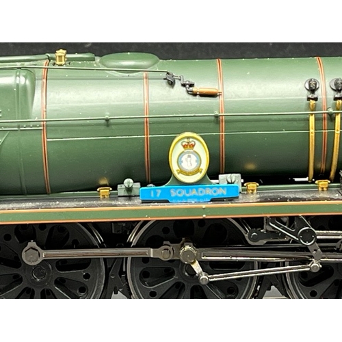 301 - Two 'Squadron' Hornby OO gauge Steam Locomotives in Boxes, one Tested Runner
(1300g)
Hornby R2587 Re... 