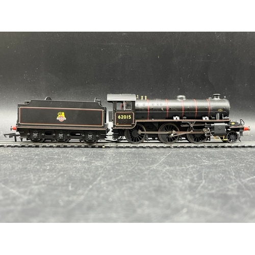 304 - Hornby R3242 Class K1 2-6-0 62015 in BR Black with early crest, Tested Runner
(550g)
with Instructio... 