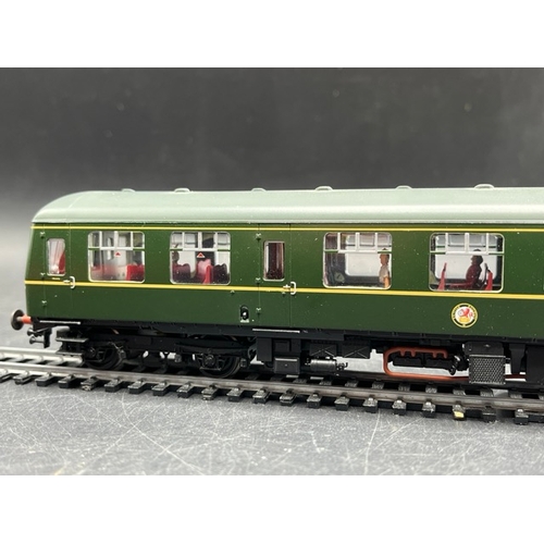 175 - Bachmann Branchline 31-326 Class 105 2 car Cravens DMU in BR green with speed whiskers. Kings Cross/... 