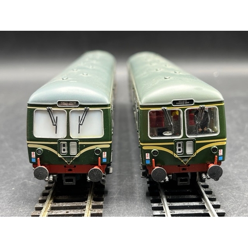 175 - Bachmann Branchline 31-326 Class 105 2 car Cravens DMU in BR green with speed whiskers. Kings Cross/... 