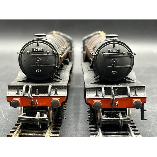 312 - Two Bachmann Gresley V2 Class 2-6-2 OO gauge Steam Locomotives in Boxes, both Tested Runners
(1100g)... 