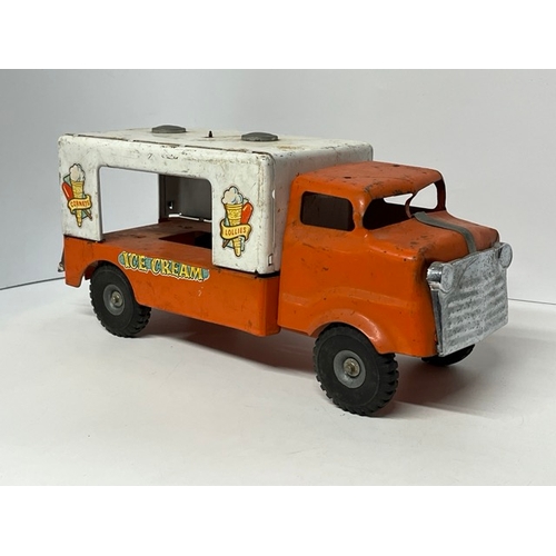 361 - Tri-ang Pressed Steel musical Ice Cream van c1958
(1600g)
No key for chimes although the music box i... 