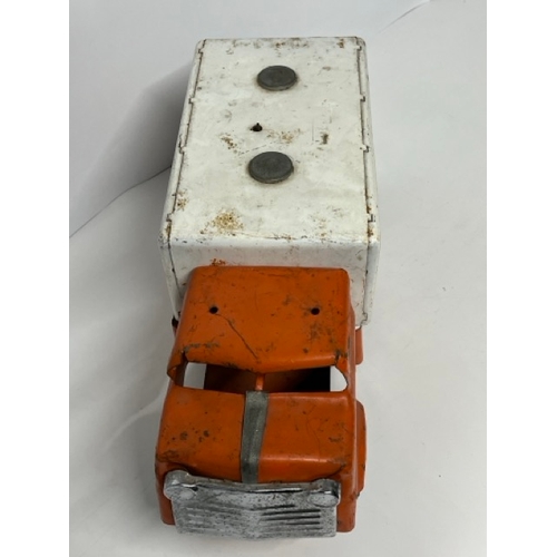 361 - Tri-ang Pressed Steel musical Ice Cream van c1958
(1600g)
No key for chimes although the music box i... 