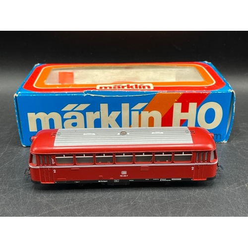 73 - 4 HO Märklin locomotives with 10 Boxed and un-boxed Rolling-stock
(3000g)
Locomotives NOT Tested as ... 